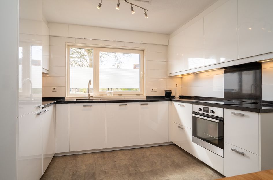 Else Mauhsstraat 51