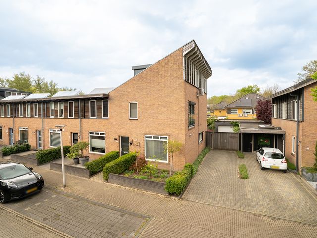 Bitterzoetlaan 9, Enschede