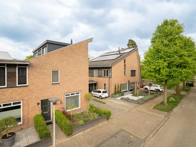 Bitterzoetlaan 9, Enschede