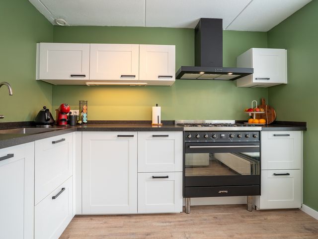 Bitterzoetlaan 9, Enschede