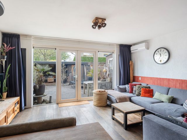 Roekenplaats 14, Leiden