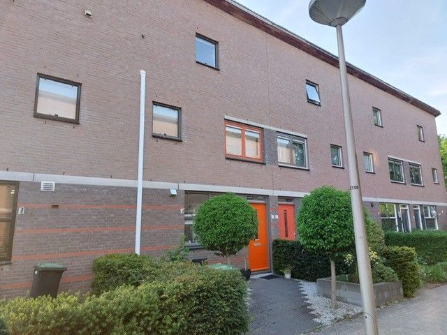 Vecht 13, Nieuwerkerk aan den IJssel