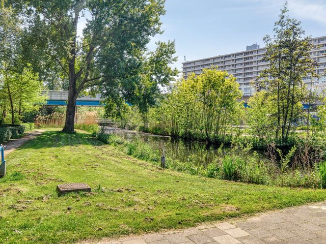 Merelhoven 59, Capelle aan den IJssel