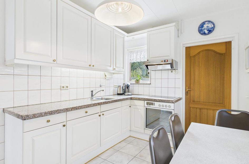 Bernhardstraat 25