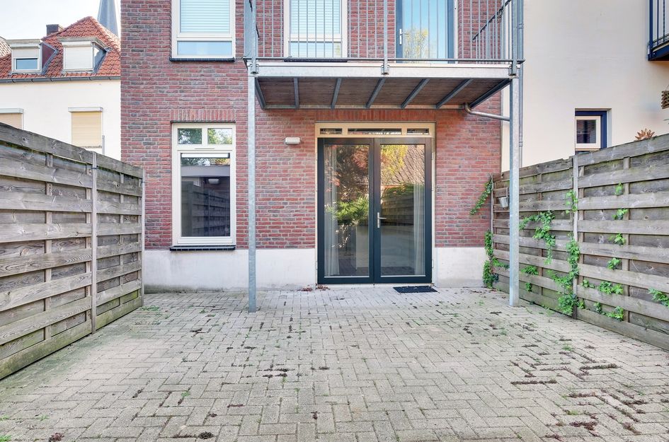 Kerkstraat 8A