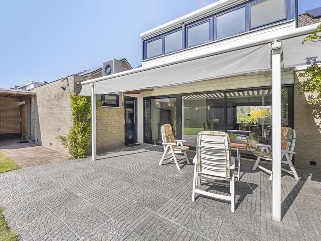 Eikenlaan 57, Scherpenzeel