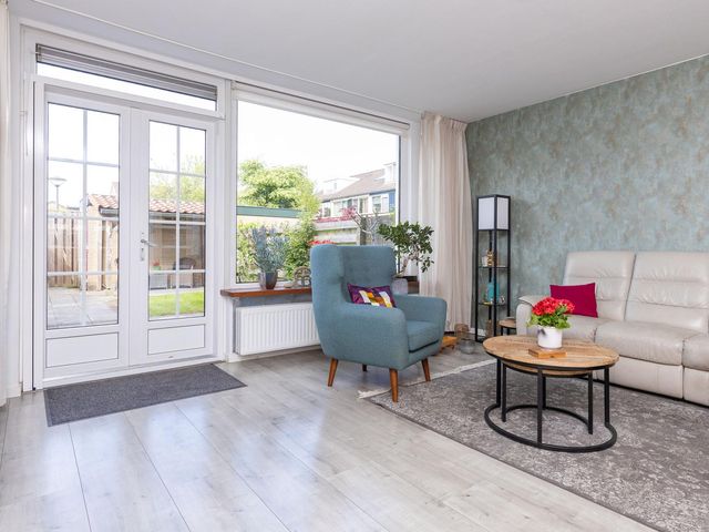 Lijndraaier 110, Hoorn