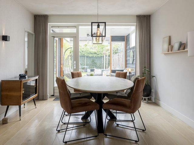 Rembrandtlaan 21, Best