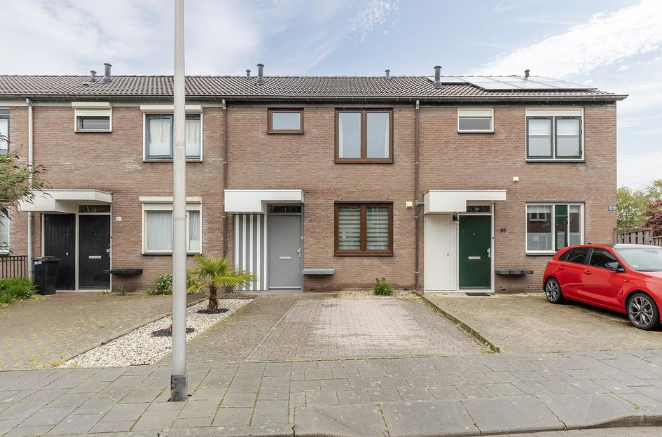 Hollandhof 83