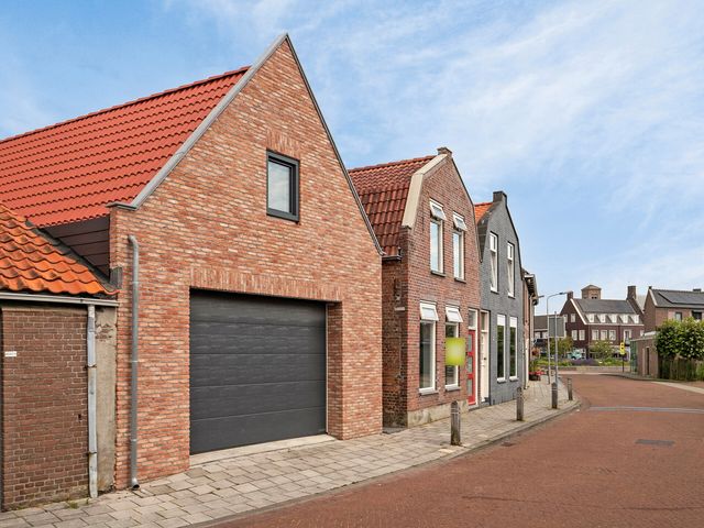 Oudestad 6, Oostburg