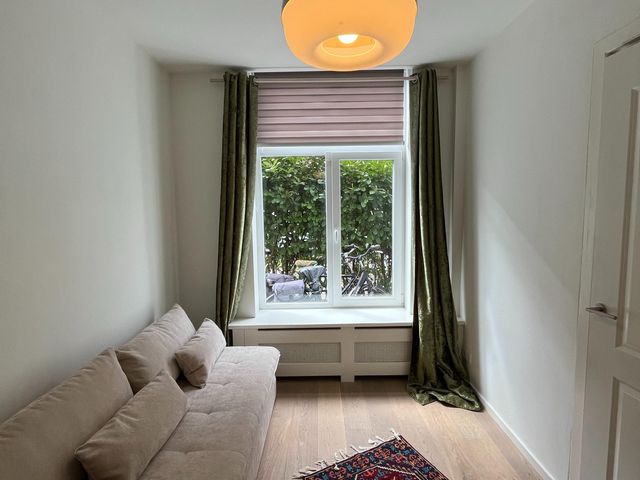 Hendrik van Deventerstraat 143, Den Haag