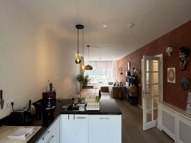 Hendrik van Deventerstraat 143, Den Haag