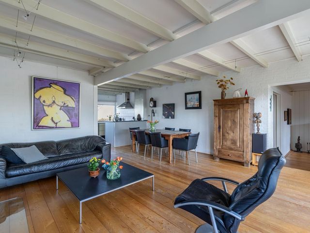 Eastwei 40, Uitwellingerga