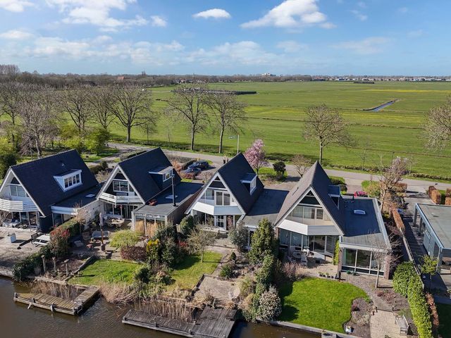Eastwei 40, Uitwellingerga