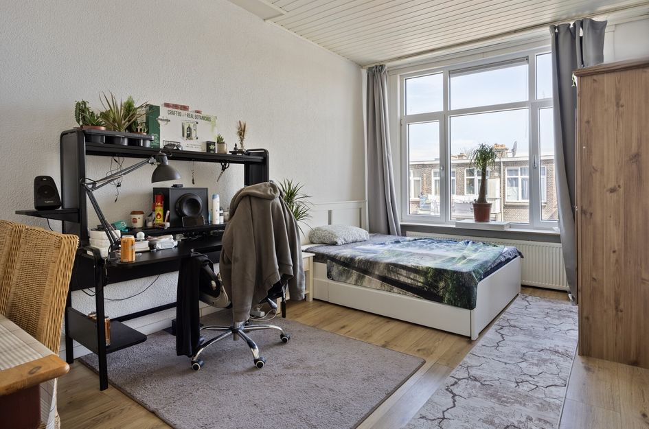Joris van der Haagenstraat 42