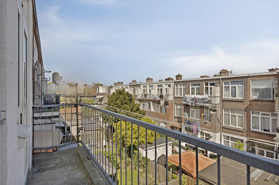 Joris van der Haagenstraat 42