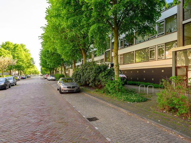 Burgemeester Caan Van Necklaan 287, Leidschendam