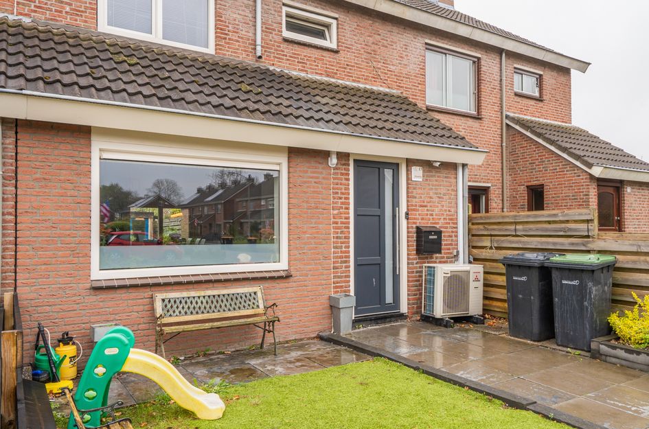 Carry Van Bruggenstraat 13
