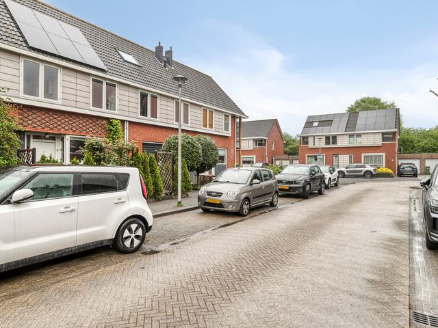 Orion 28, Zeewolde