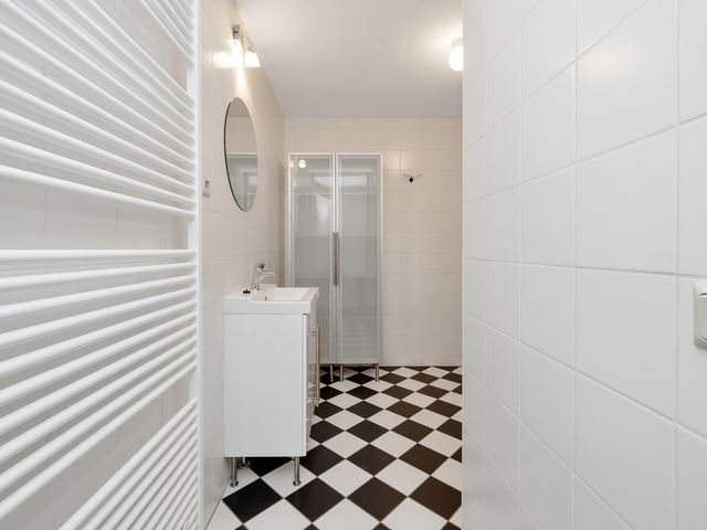 Palembangweg 8, Almere