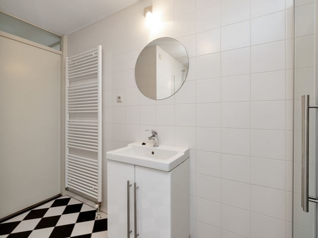 Palembangweg 8, Almere