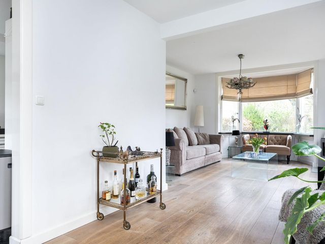 Jut van Breukelerwaardlaan 8, Laag-Soeren