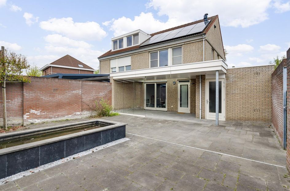 Onze Lieve Vrouwestraat 2B