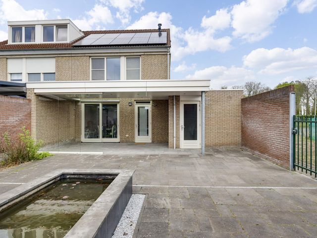 Onze Lieve Vrouwestraat 2B, Ospel