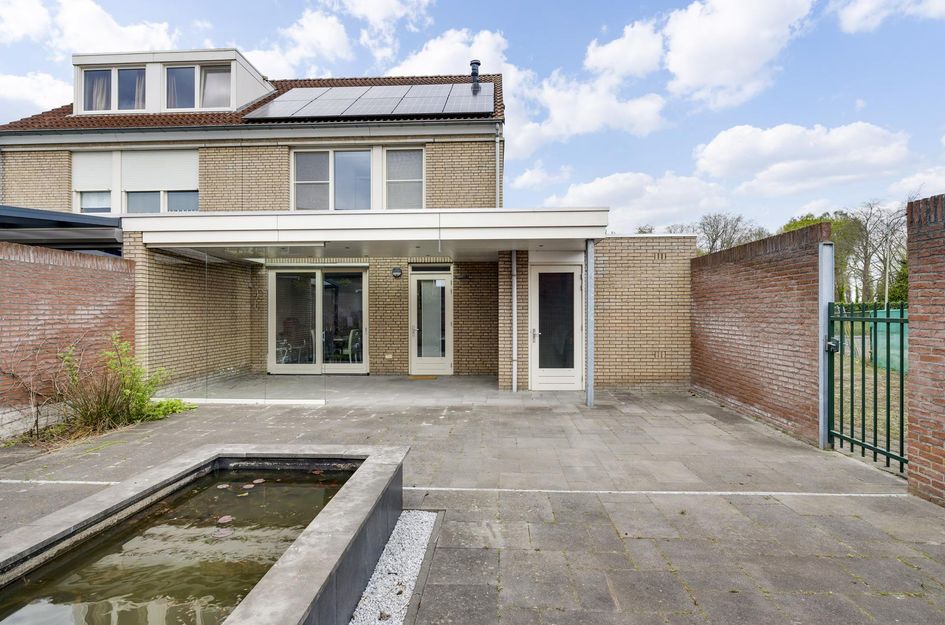Onze Lieve Vrouwestraat 2B