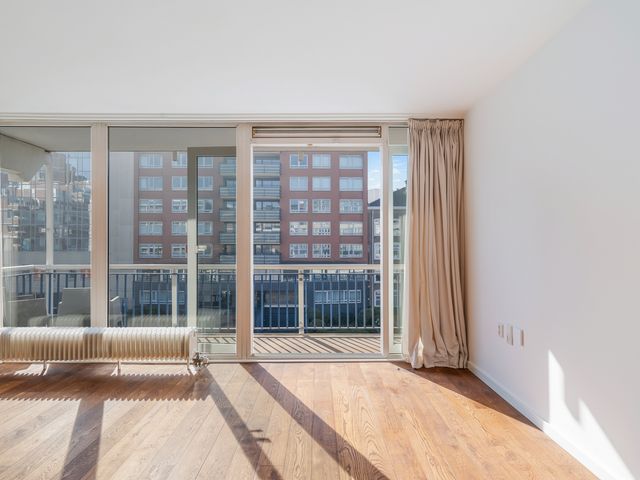 Vierloper 77, Den Haag