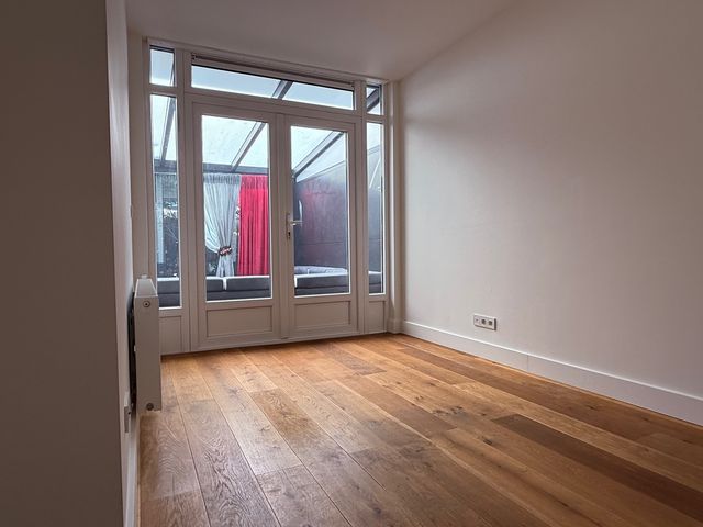 Staverdenstraat 38, Den Haag