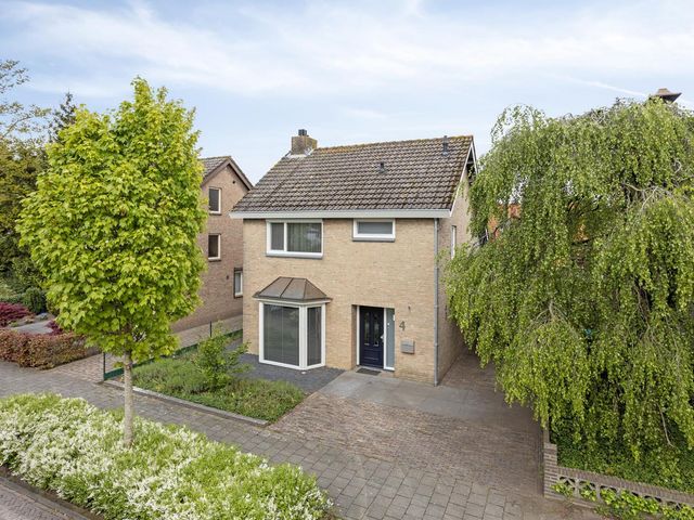 Spechtstraat 4, Made
