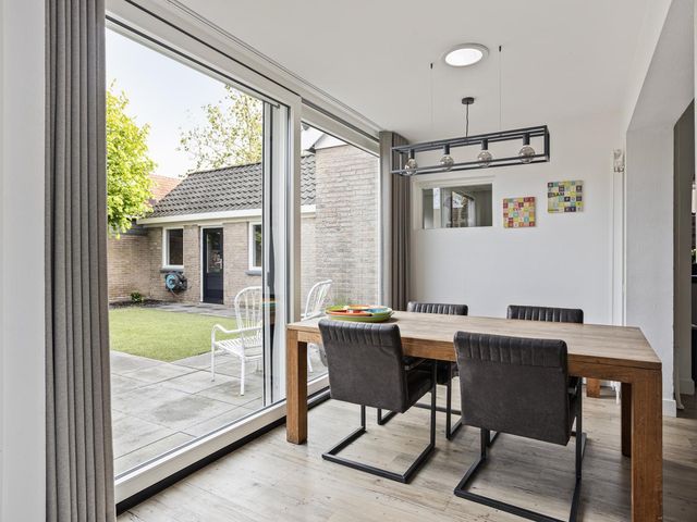 Spechtstraat 4, Made