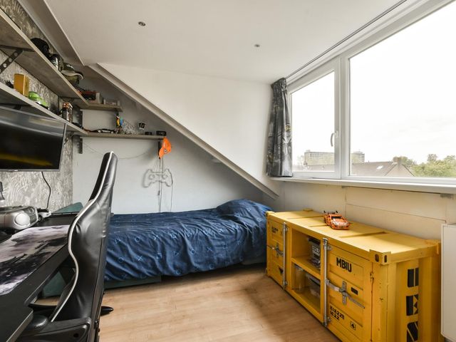 Bazuinstraat 61, Purmerend