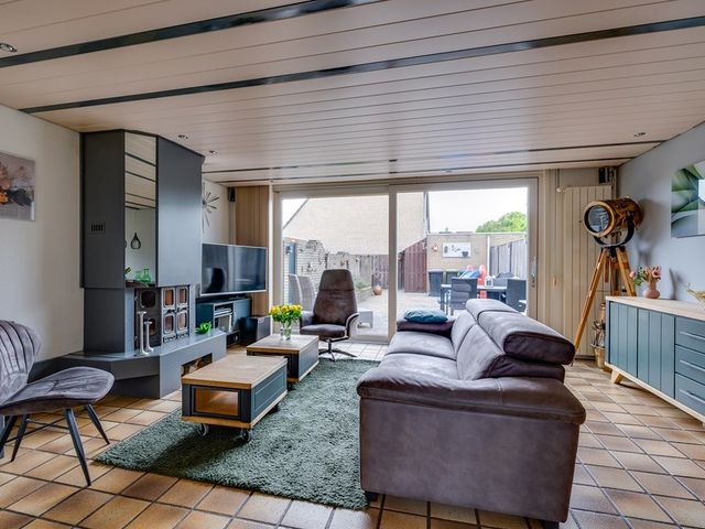 Steentijdkreek 7, Spijkenisse