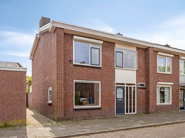 Claes van Griensvenstraat 5, Schijndel