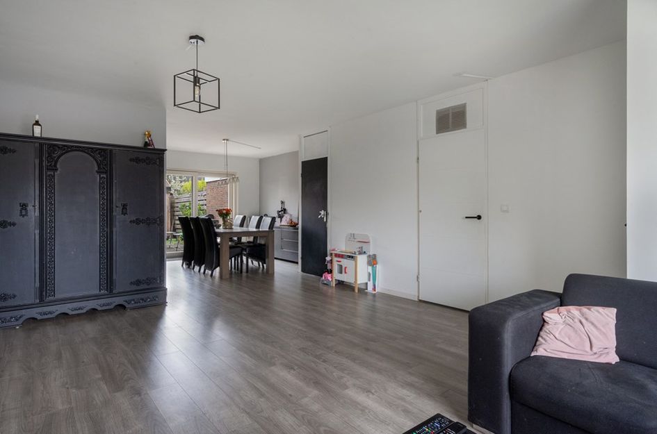 Carry Van Bruggenstraat 13