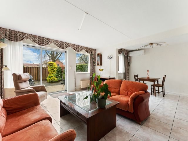 De Wervel 12, Alblasserdam