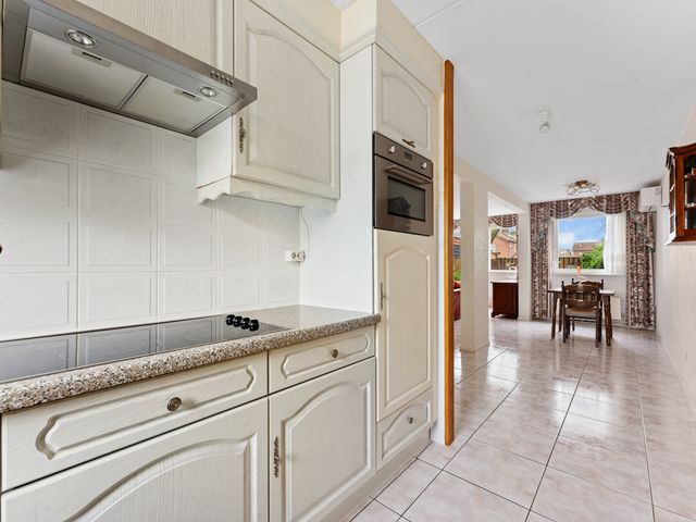 De Wervel 12, Alblasserdam