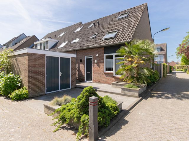 Pijlkruid 35, Oude Wetering