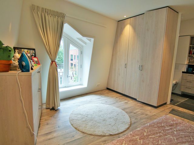 Ruime Consciëntiestraat 11, Leiden