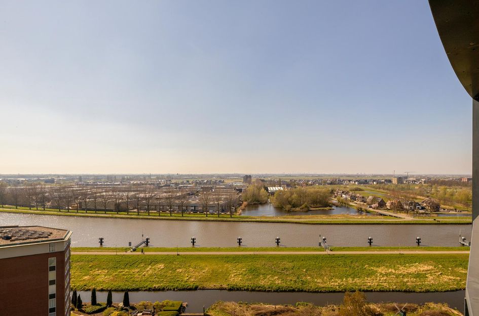 Uiverplein 210