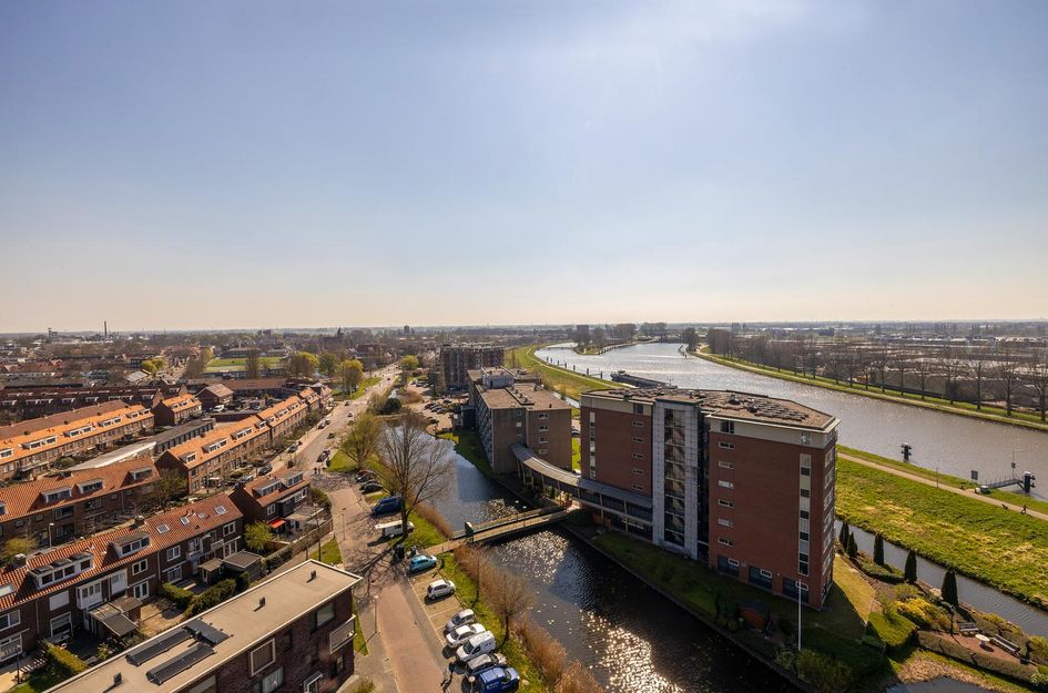 Uiverplein 210