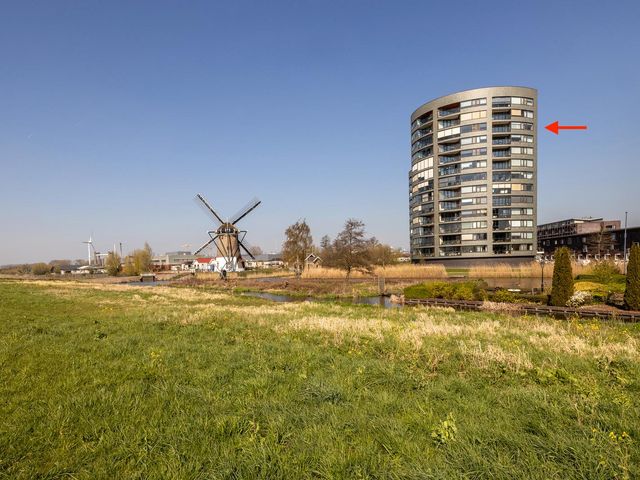 Uiverplein 210, Gouda