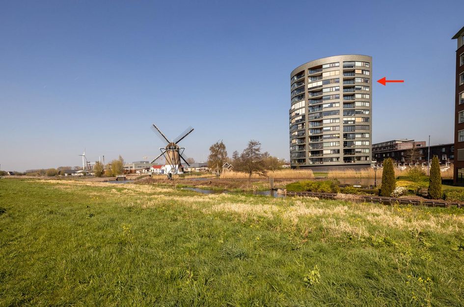 Uiverplein 210