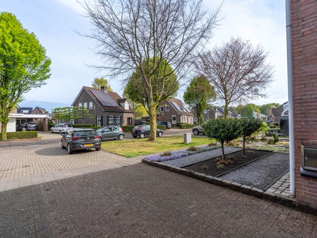 Lange Akker 19, Overloon