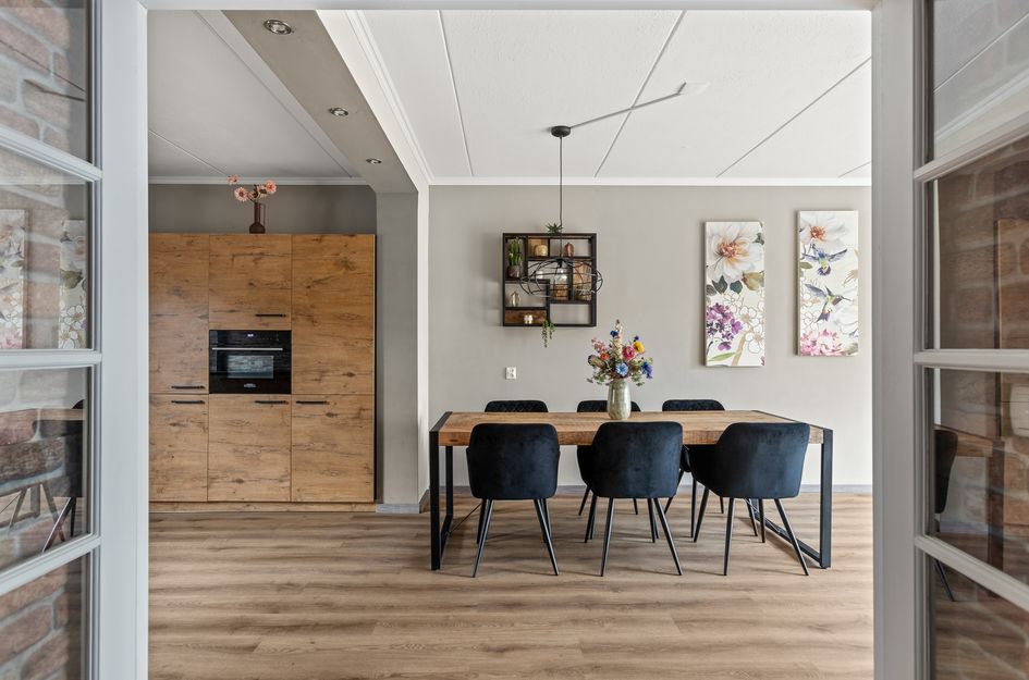 Domela Nieuwenhuisstraat 12