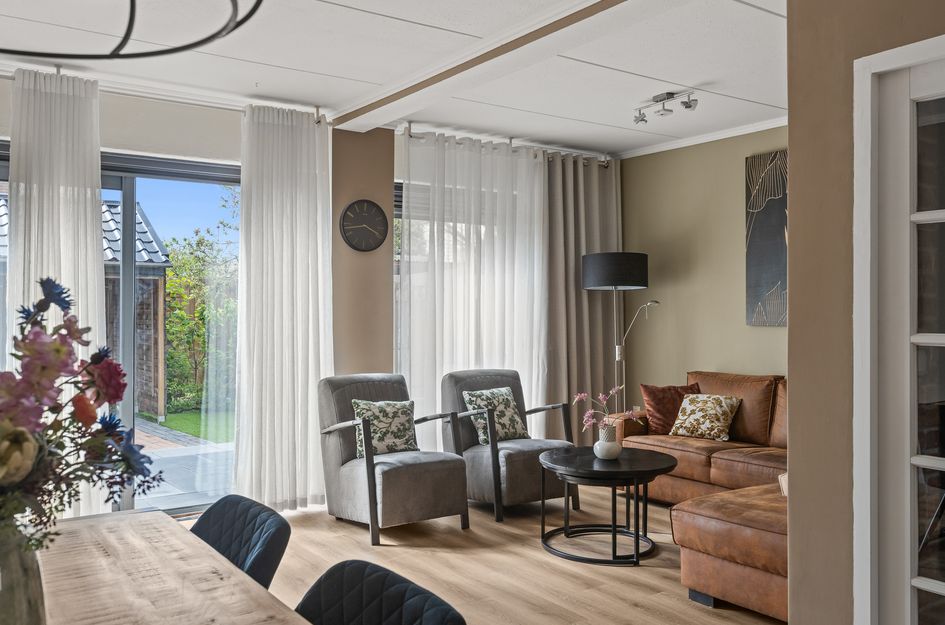Domela Nieuwenhuisstraat 12