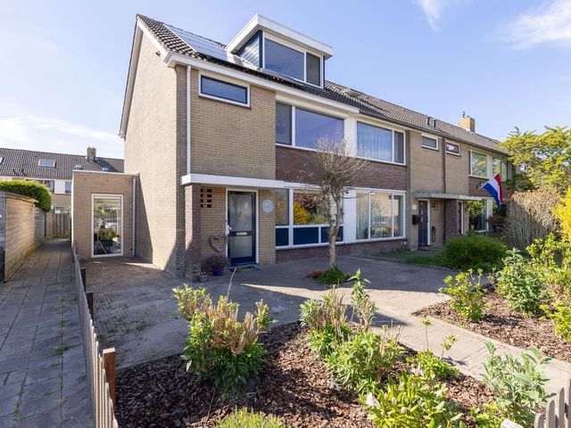 Bourgondieweg 67, Bovenkarspel