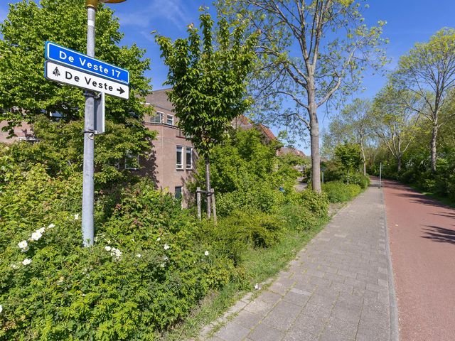 De Veste 17 44, Lelystad